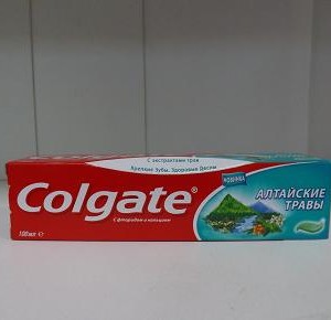 Зубная паста "Colgate" Бальзам молодой хвои 100мл [26528]                            ОСТАТОК: 29шт.